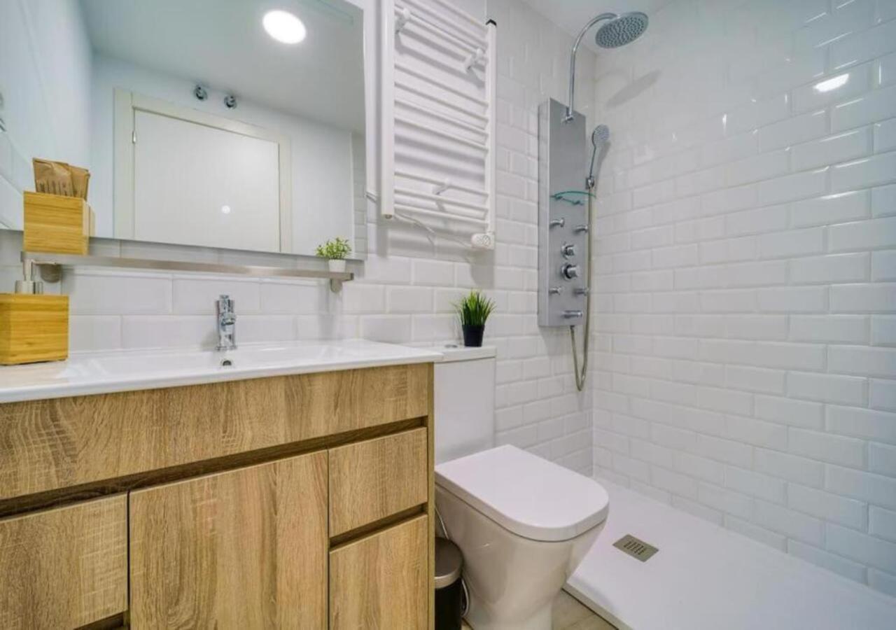 Loft 4 Personas Centrico Madridアパートメント エクステリア 写真