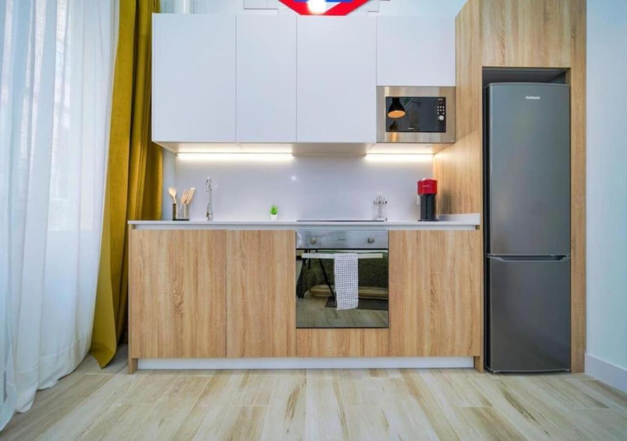 Loft 4 Personas Centrico Madridアパートメント エクステリア 写真