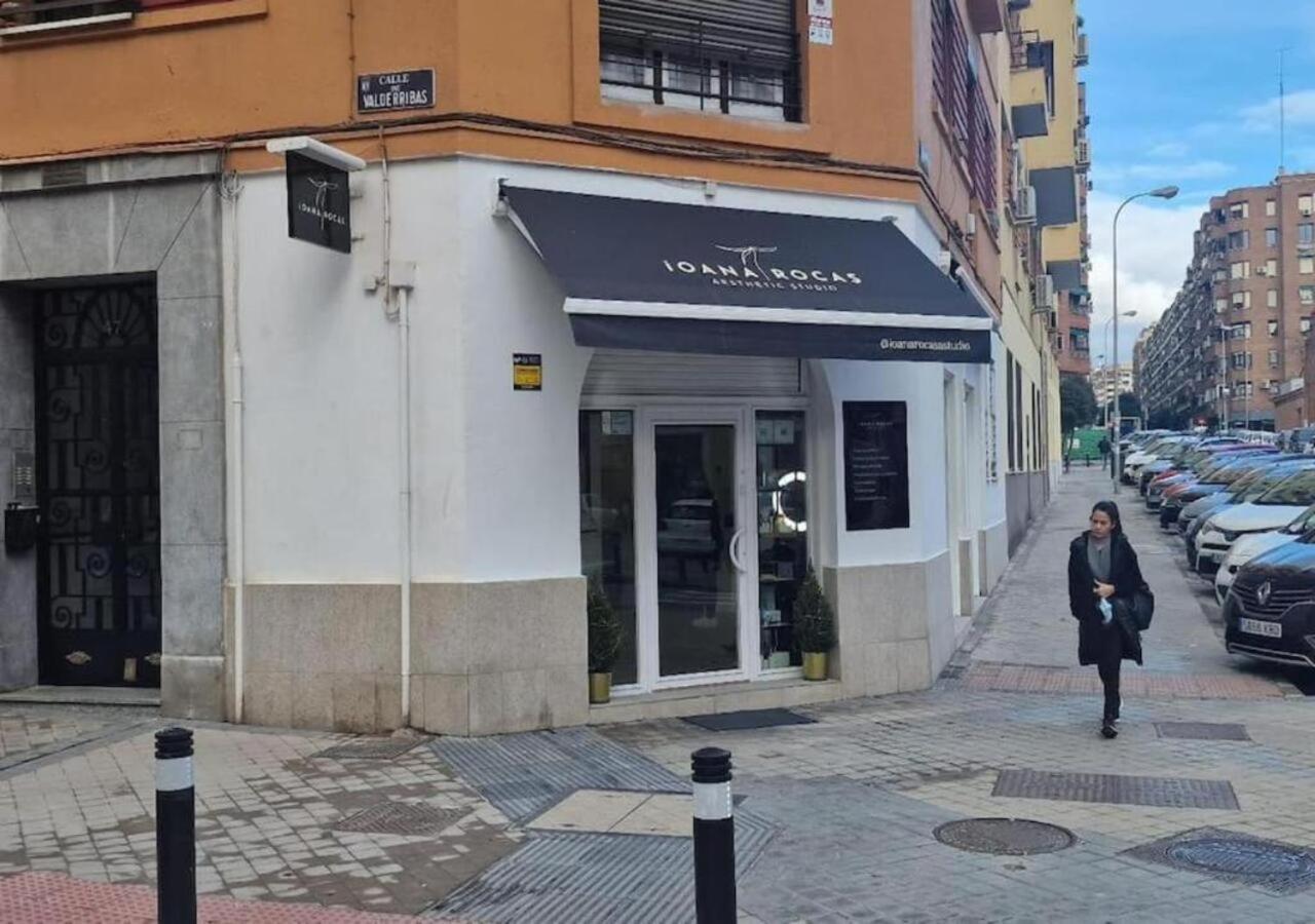 Loft 4 Personas Centrico Madridアパートメント エクステリア 写真