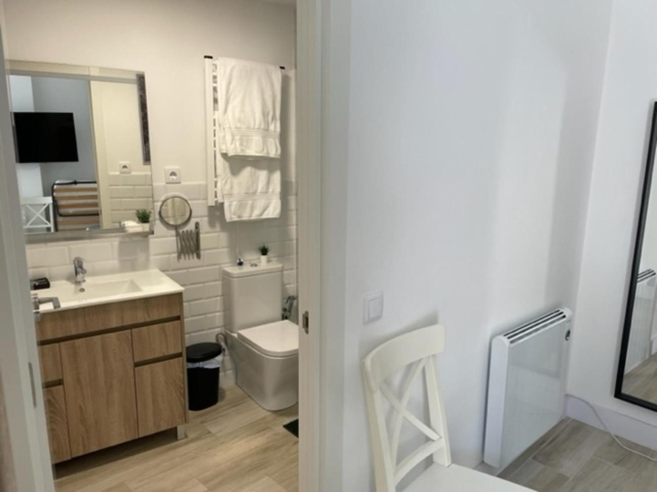 Loft 4 Personas Centrico Madridアパートメント エクステリア 写真